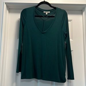 Dark green express top